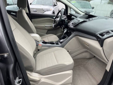 2014 Ford C-MAX Hybrid SE