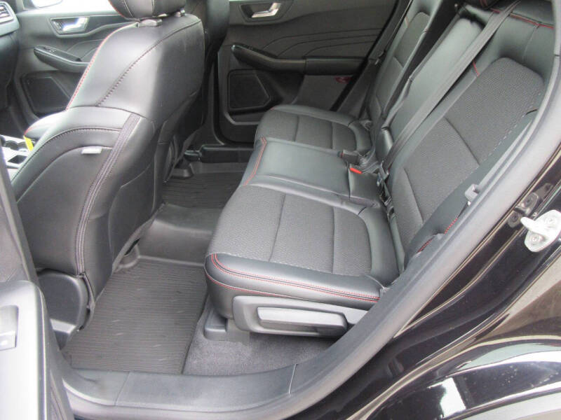 2026 Ford Escape ST-Line Select