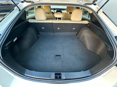 2021 Toyota Prius LE