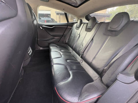 2013 Tesla Model S Performance