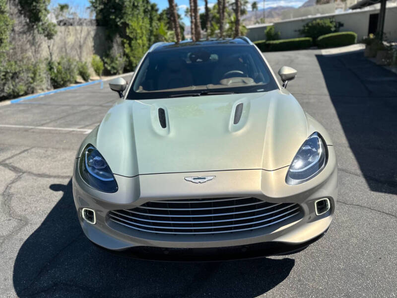 2021 Aston Martin DBX