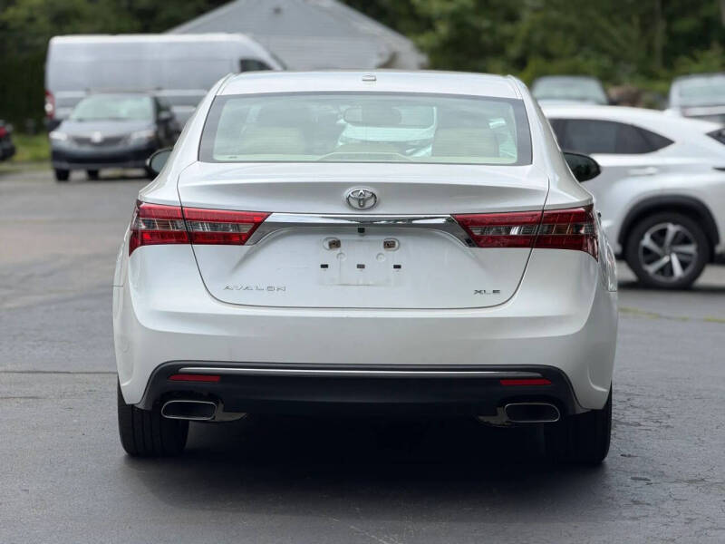 2018 Toyota Avalon XLE Premium