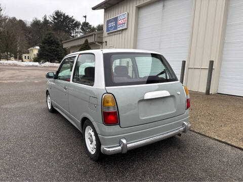 2000 Daihatsu Mira
