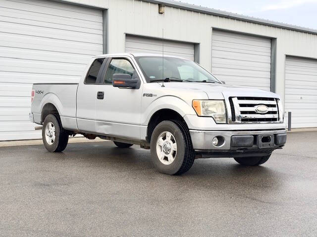 2009 Ford F-150 XLT photo 3