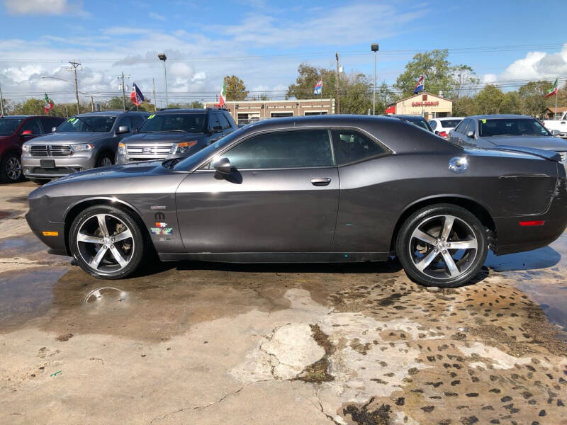 2014 Dodge Challenger SXT