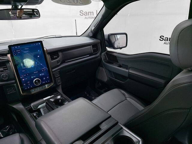 2023 Ford F-150 Lightning Lariat