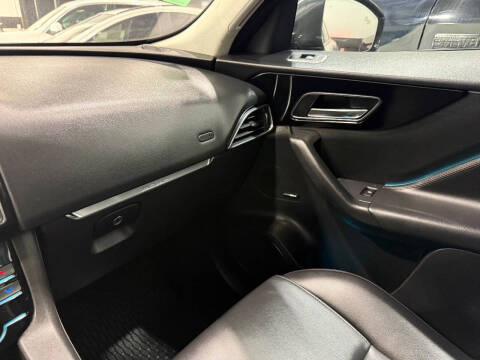 2020 Jaguar F-PACE 25t Premium