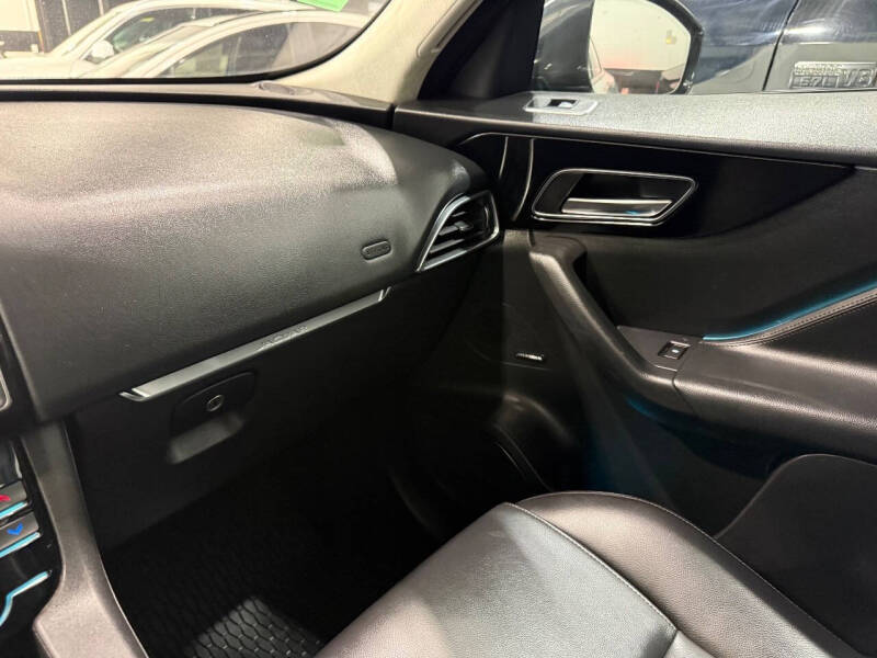 2020 Jaguar F-PACE 25t Premium