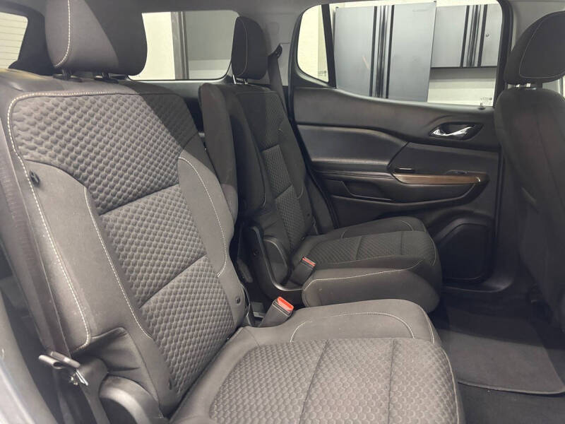 2019 GMC Acadia SLE-2