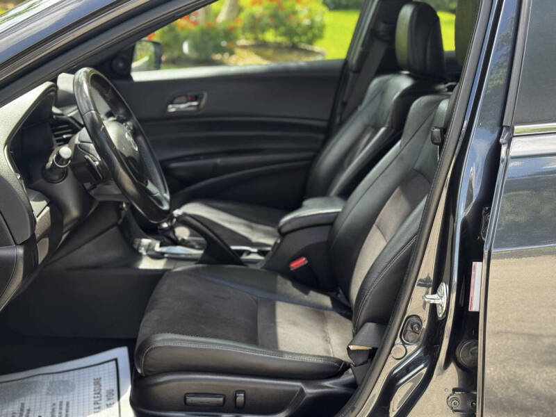 2016 Acura ILX w/Premium w/A-SPEC