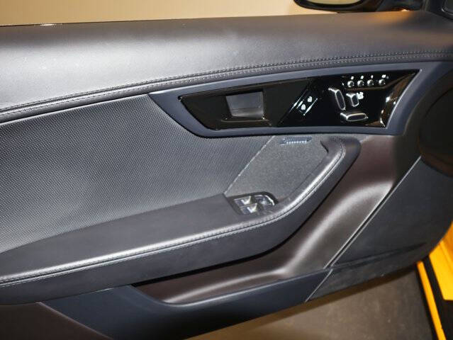 2021 Jaguar F-TYPE R-Dynamic