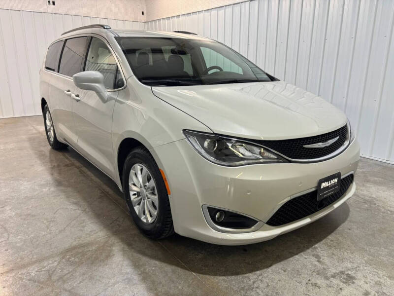 2019 Chrysler Pacifica Touring Plus