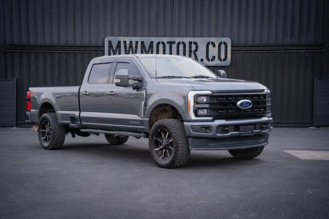 2023 Ford F-250 Super Duty Lariat's photo