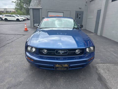 2006 Ford Mustang V6 Standard