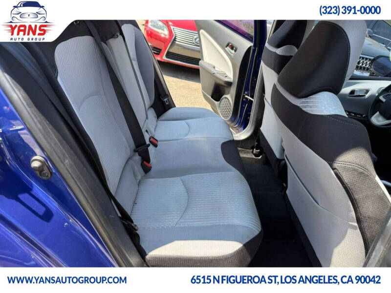 2017 Toyota Prius Three