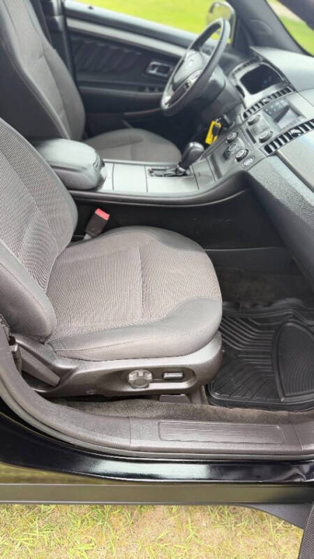 2016 Ford Taurus SEL