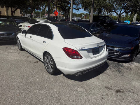 2017 Mercedes-Benz C-Class C 300 4MATIC