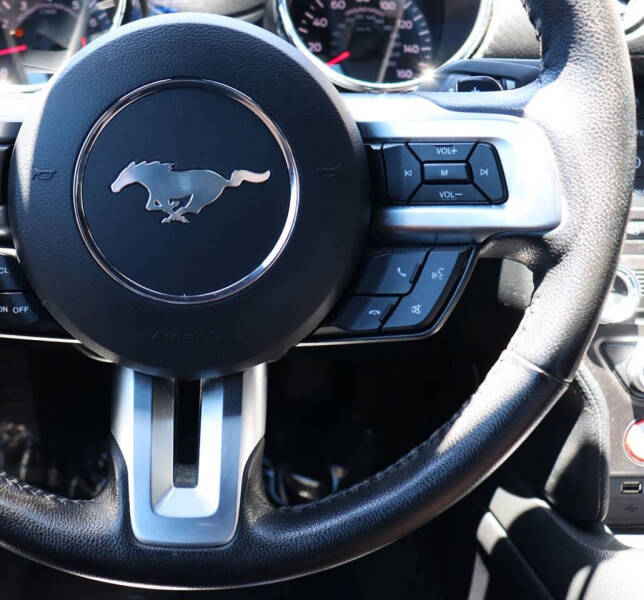 2015 Ford Mustang V6