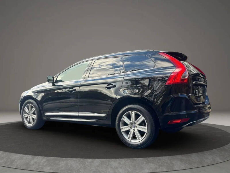 2016 Volvo XC60 T6 Drive-E