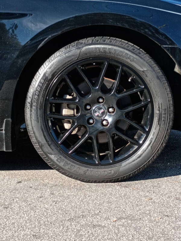 2014 Ford Mustang V6