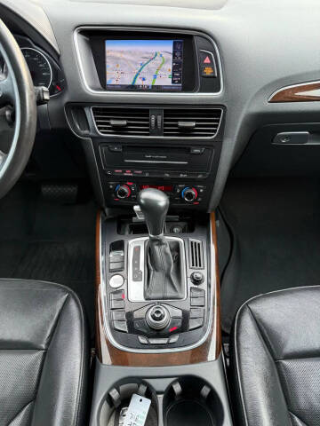 2012 Audi Q5 3.2 quattro Prestige