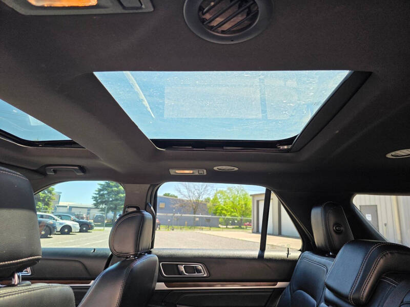 2017 Ford Explorer Limited