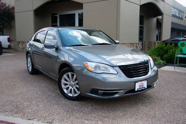 2012 Chrysler 200 for sale at Mcandrew Motors in Arlington TX