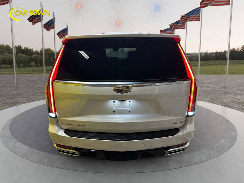 2022 Cadillac Escalade ESV Premium Luxury Platinum
