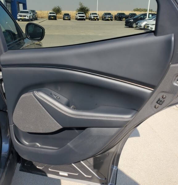 2023 Ford Mustang Mach-E Select