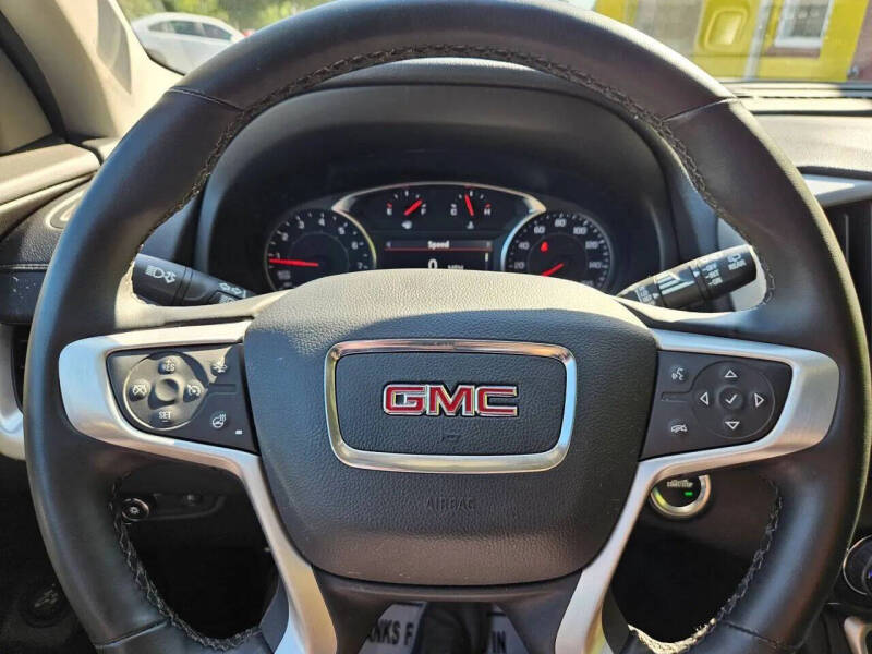2024 GMC Terrain SLT