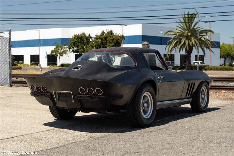 1966 Chevrolet Corvette 14