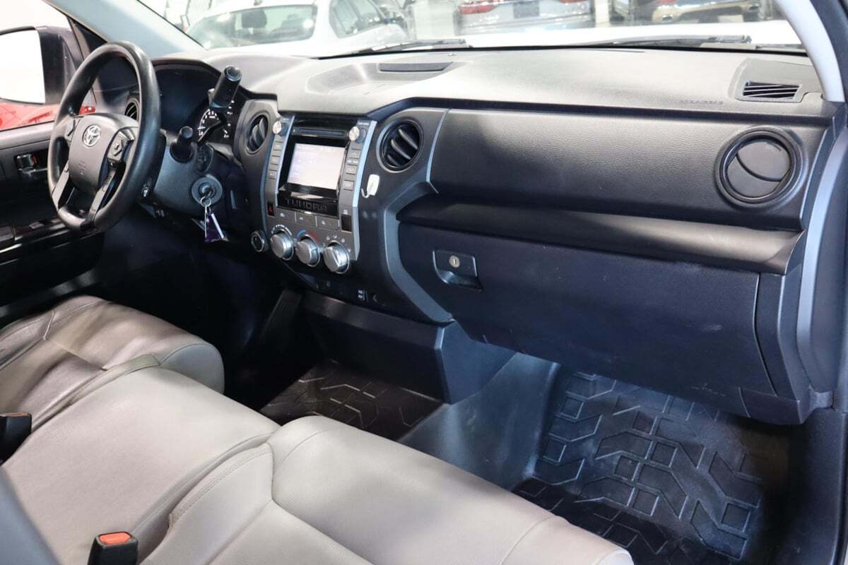 2019 Toyota Tundra for sale at IMD MOTORS, INC in Dallas, TX