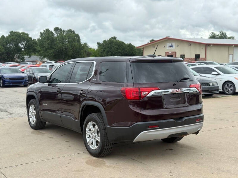 2017 GMC Acadia SLE-1