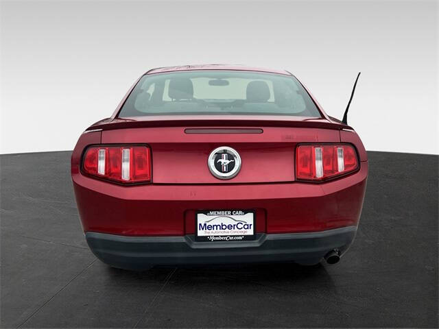 2010 Ford Mustang V6