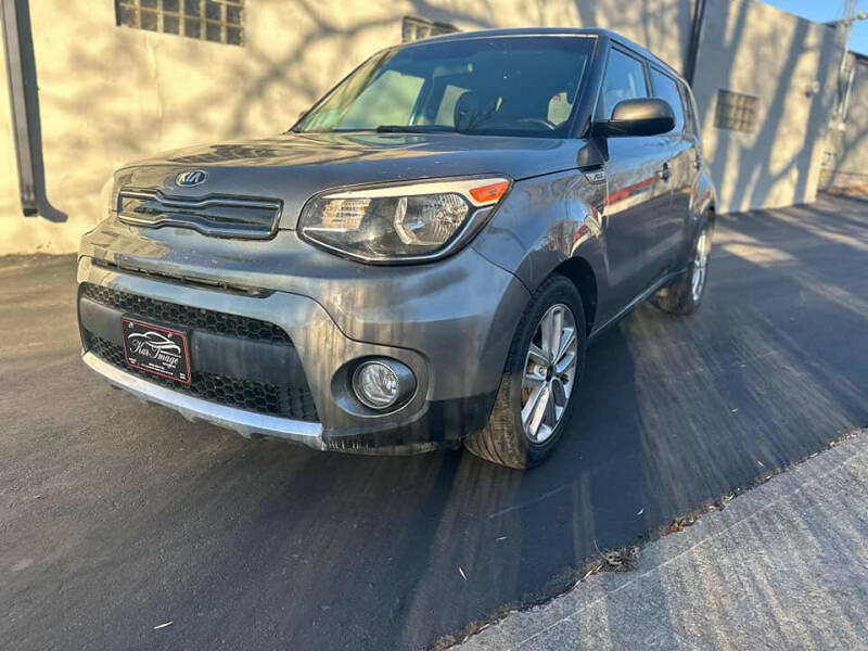 2017 Kia Soul +