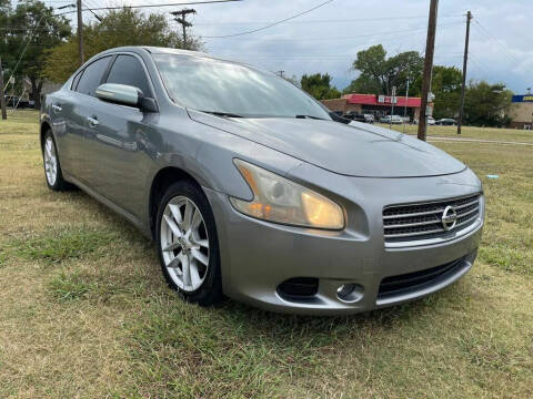 2009 Nissan Maxima for sale at Cash Car Outlet in Mckinney TX