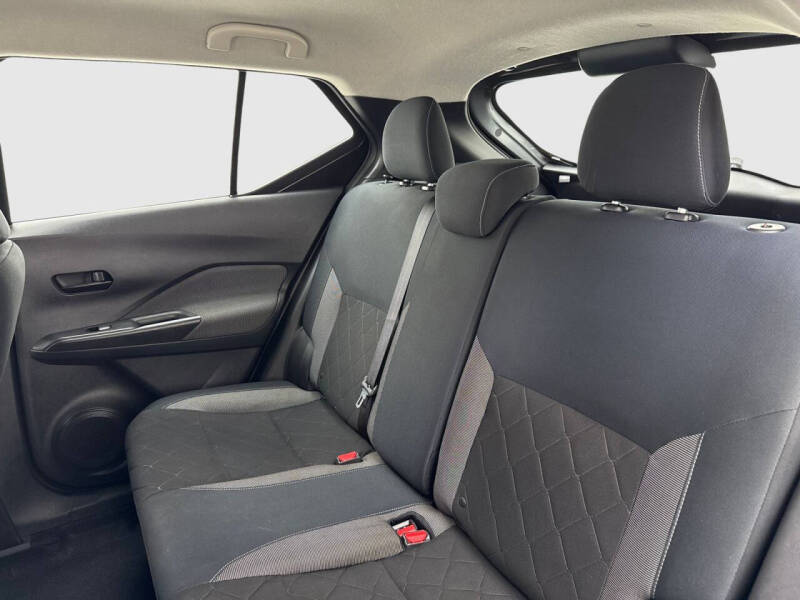 2018 Nissan Kicks S