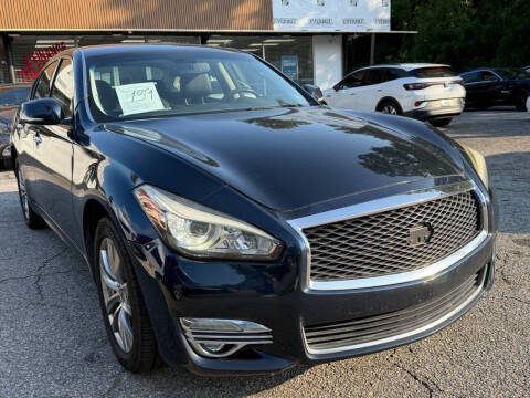 2015 Infiniti Q70 3.7