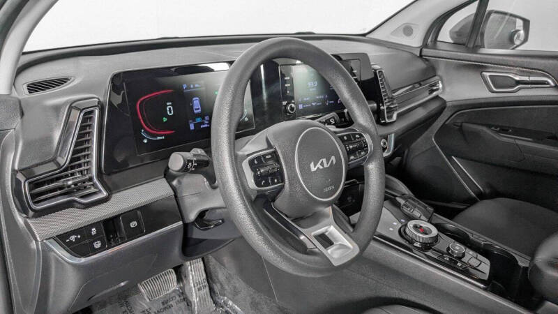 2023 Kia Sportage Hybrid LX