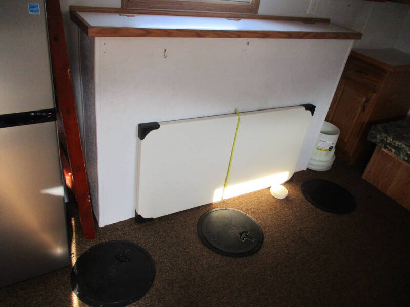 2008 ICE CASTLE 17' FISH HOUSE