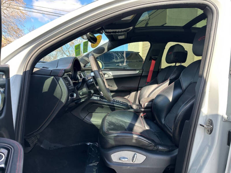 2017 Porsche Macan GTS