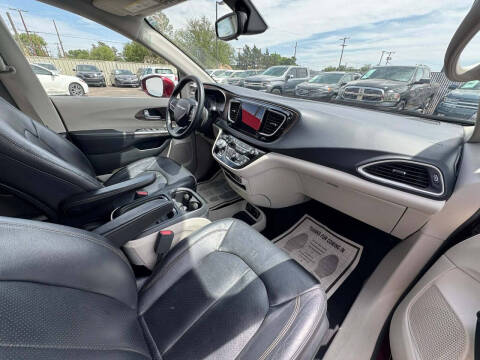 2018 Chrysler Pacifica Touring L
