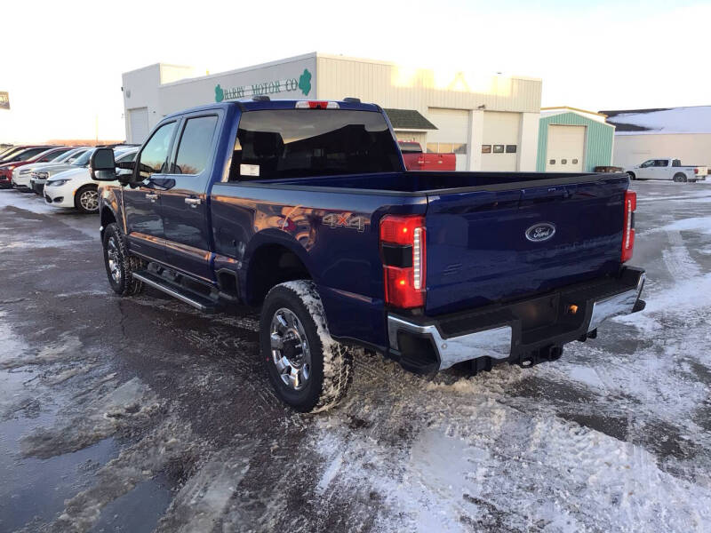 2026 Ford F-350 Super Duty Lariat