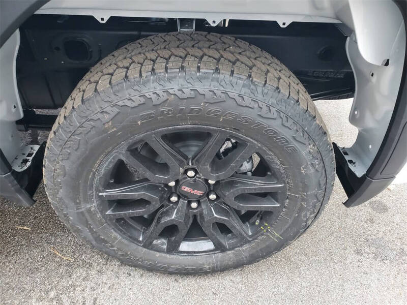 2026 GMC Sierra 1500 Elevation Standard