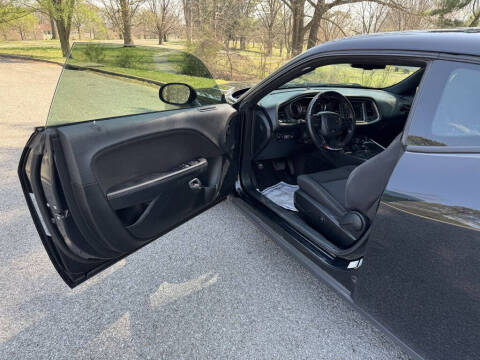 2017 Dodge Challenger SXT