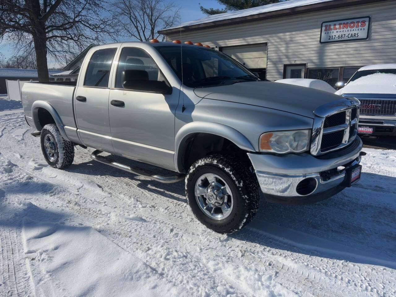 2005 Dodge Ram 2500 for sale at Illinois Auto Wholesalers in Tolono, IL