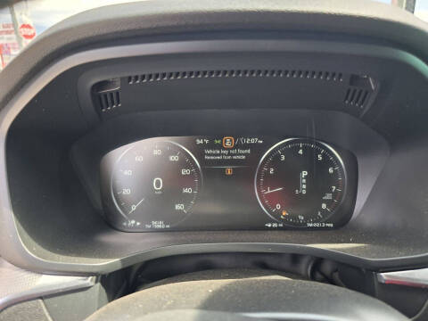 2019 Volvo XC60 T5 R-Design