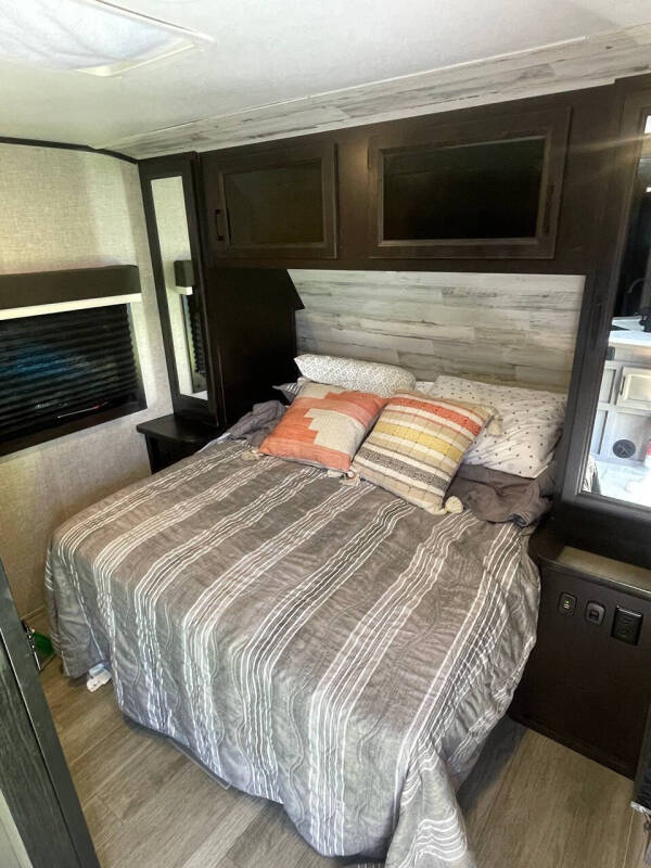 2022 Jayco Jay Feather