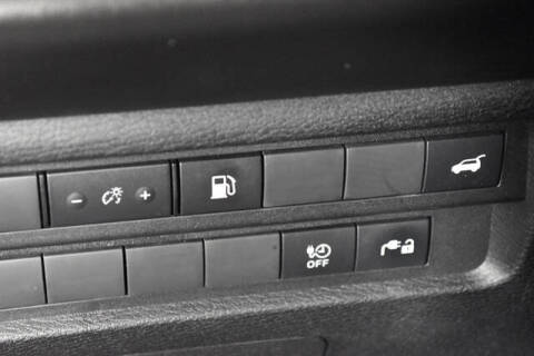 2024 Mitsubishi Outlander PHEV SE