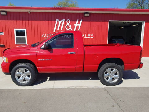 2005 Dodge Ram Pickup 1500 for sale at M & H Auto & Truck Sales Inc. in Marion IN